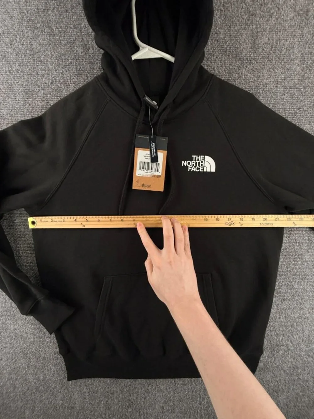 NWT North Face Back Graphic Hoodie Black White Medium Pullover Fleece Drawstring